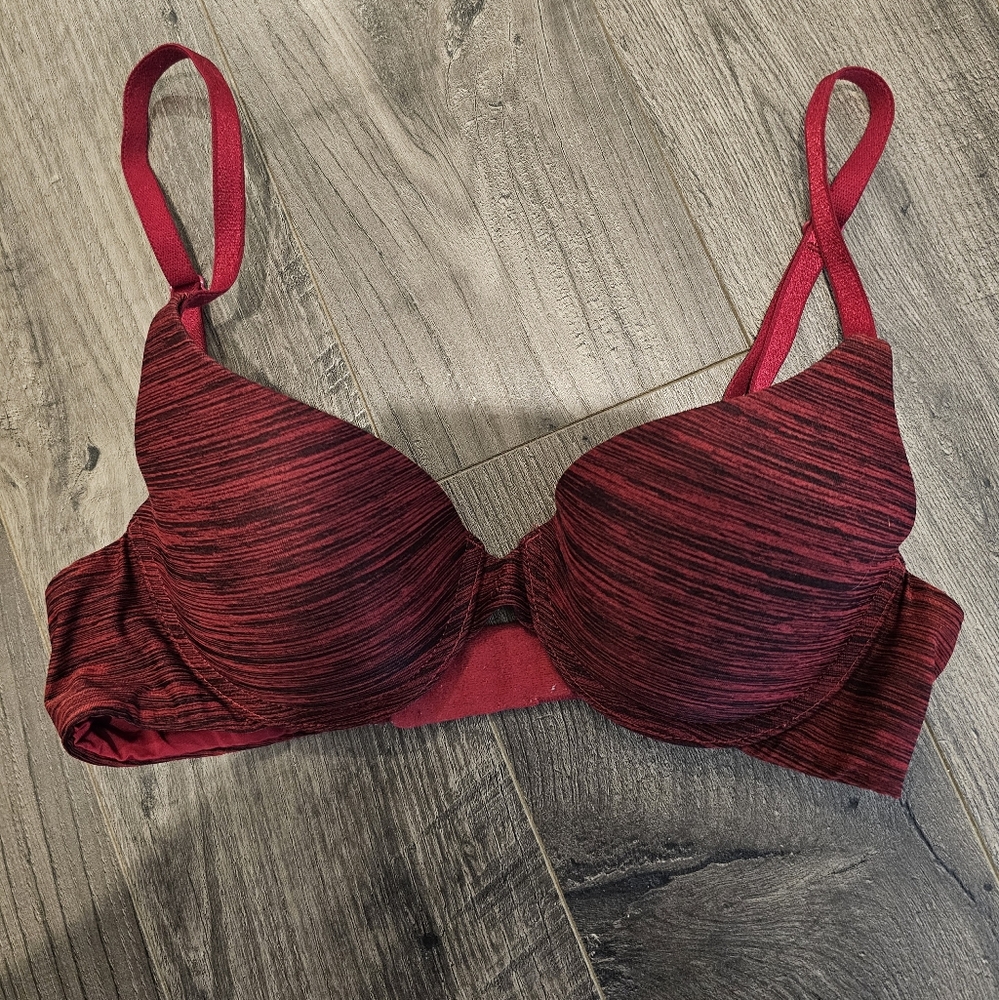 Victoria's Secret Uplift Semi Demi 32B